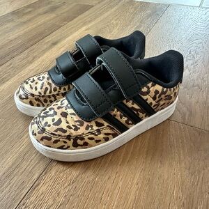 Adidas leopard print toddler shoes size 9